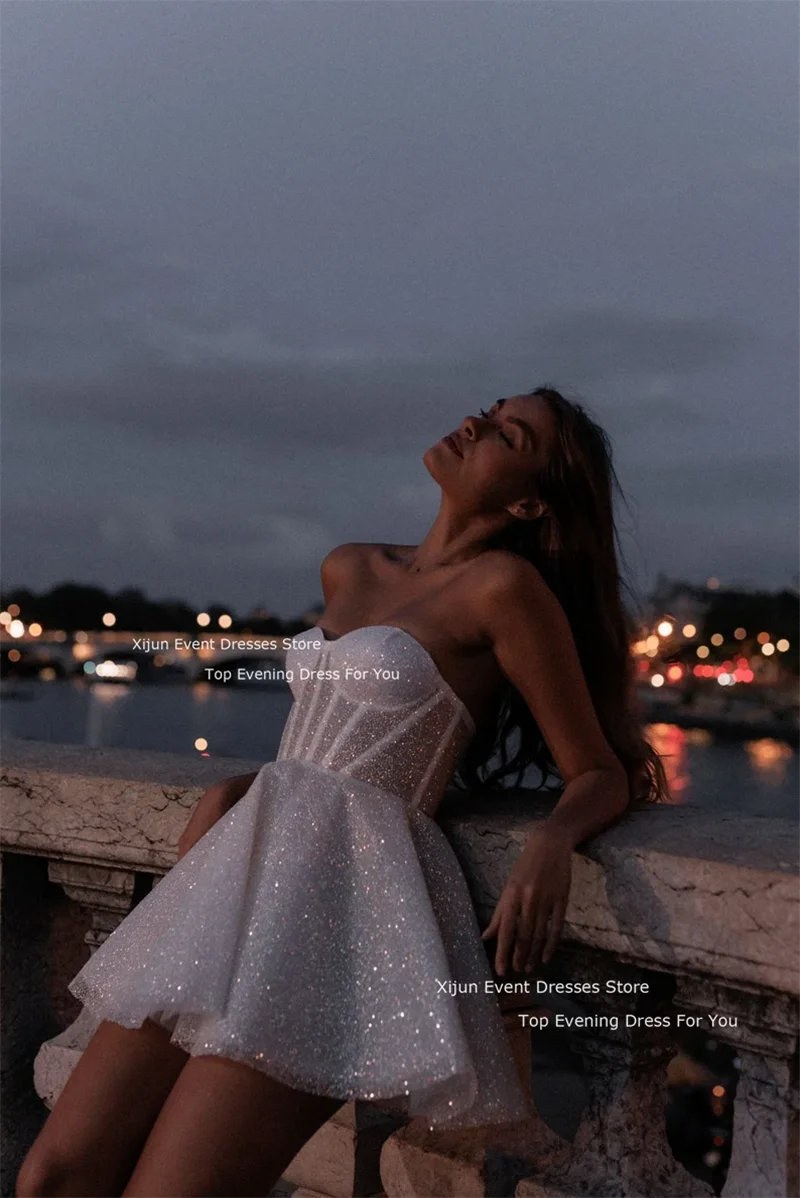 Xijun Glitter Trouwjurken Lieverd Mouwloze Prom Jurken Tule Korte Mini Bruidsjurken Bruid Gewaden Vestidos De Novia