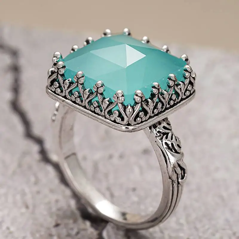 Huitan Platz Blauen Stein Frauen Ring für Party Hochzeit Elegante Accessoires Anti Silber Farbe Vintage Charming Weiblichen Schmuck