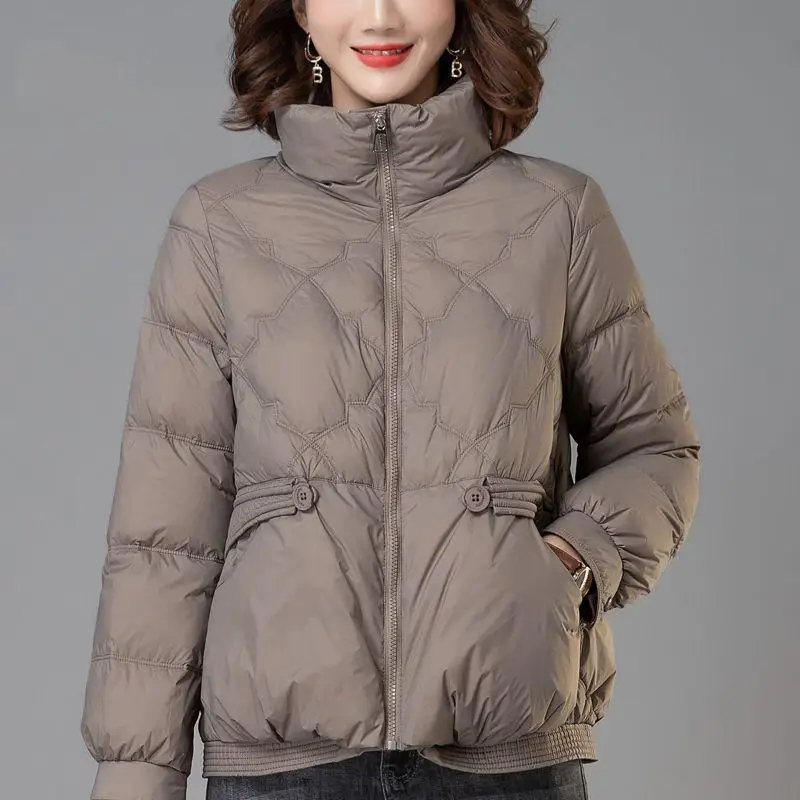 

Женская короткая пуховая куртка с вышивкой, белая, модная, зимняя, в корейском стиле, прямого кроя, из полиэфирного волокна