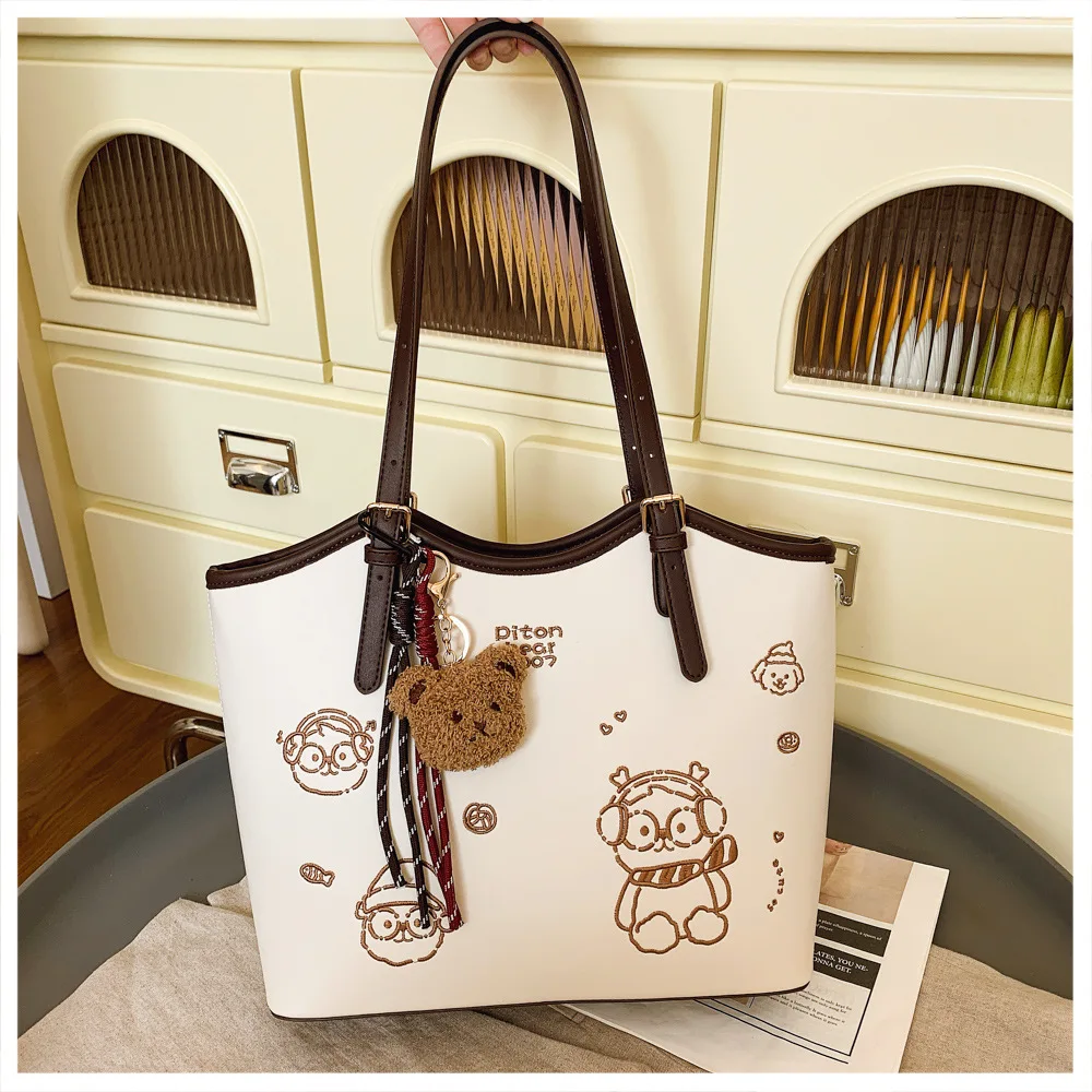 

Beibaobao 2025 Summer New Shoulder Bag Large Capacity Commuter Bag Women's Handbag Cartoon Bear Tote Bag PU Leather