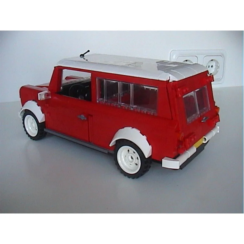 MOC-5235 City Classic Two-Seater Travel Truck Building Block Model 943 Parts Boys' Children's Birthday Building Block Toy Gift