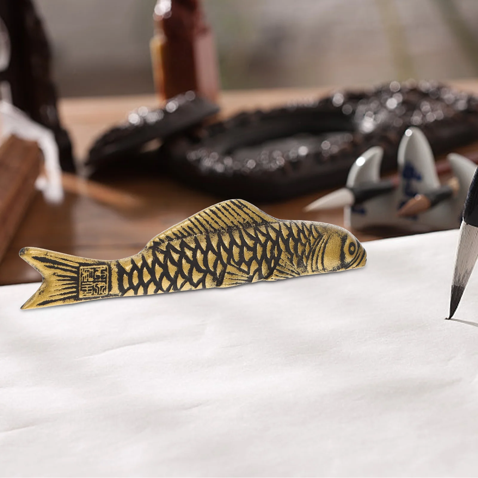 

Carp Shape Cast Iron Calligraphy Paperweight Chinese Style Decorative Desktop Accessory for Students Teachers Paper Weight