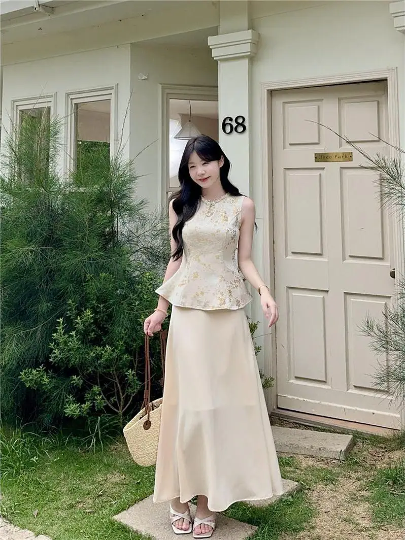 

New Chinese Style Women's Summer Outfit Sleeveless Hollow out Waist Cinched Straight Tube Skirt Two Piece Set Breathable
