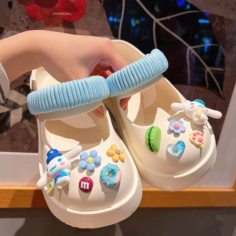 

Cute Cinnamoroll Shoe Buckles Shoe Flowers DIY Accessories Cartoon Cute Shoe Upper Decorations Versatile Shoe Decorations