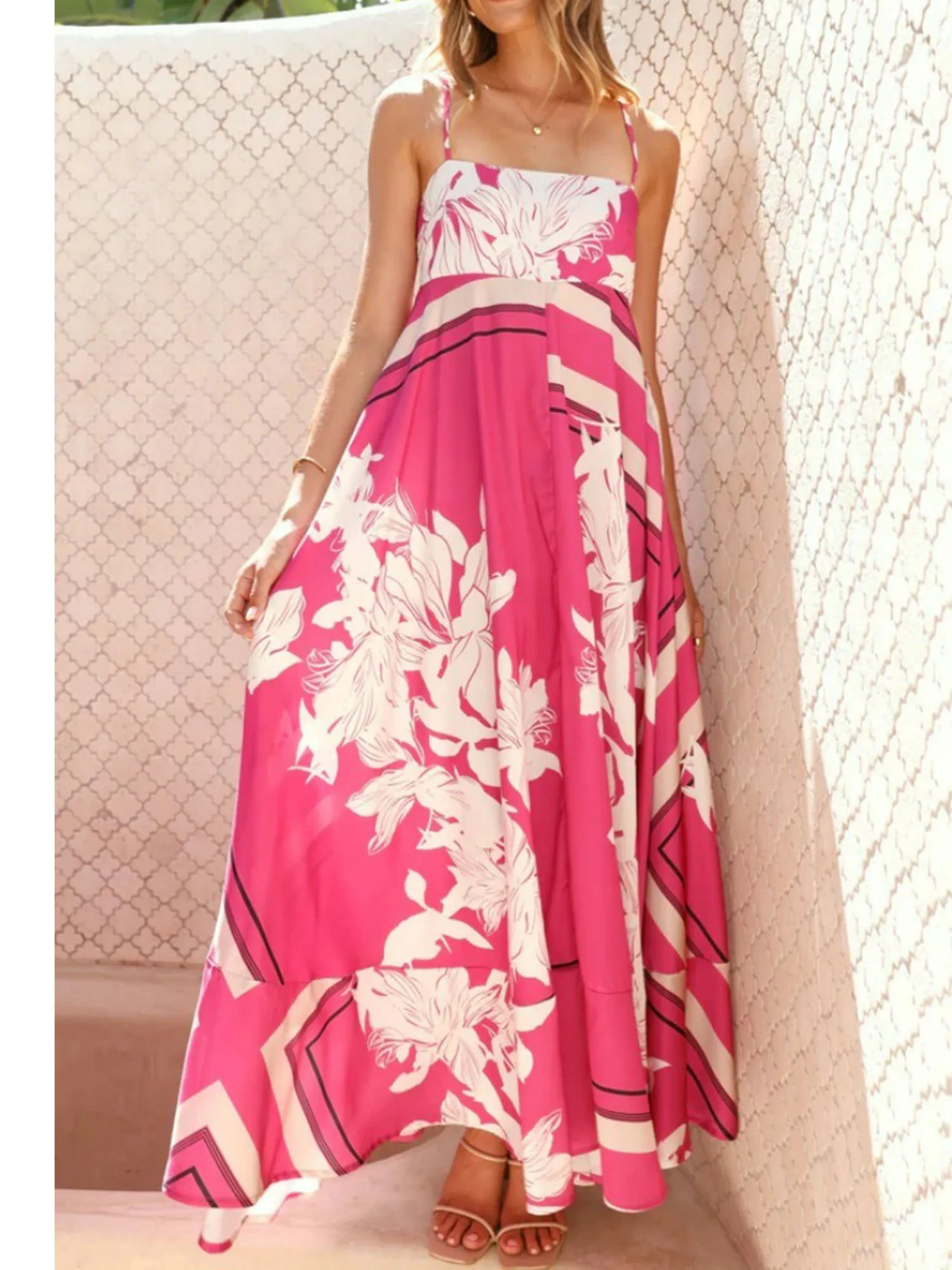 فستان طويل للشاطئ بدون أكمام مزين بالزهور للنساء صيفي عصري بحزام سباغيتي بدون أكمام على شكل حرف A