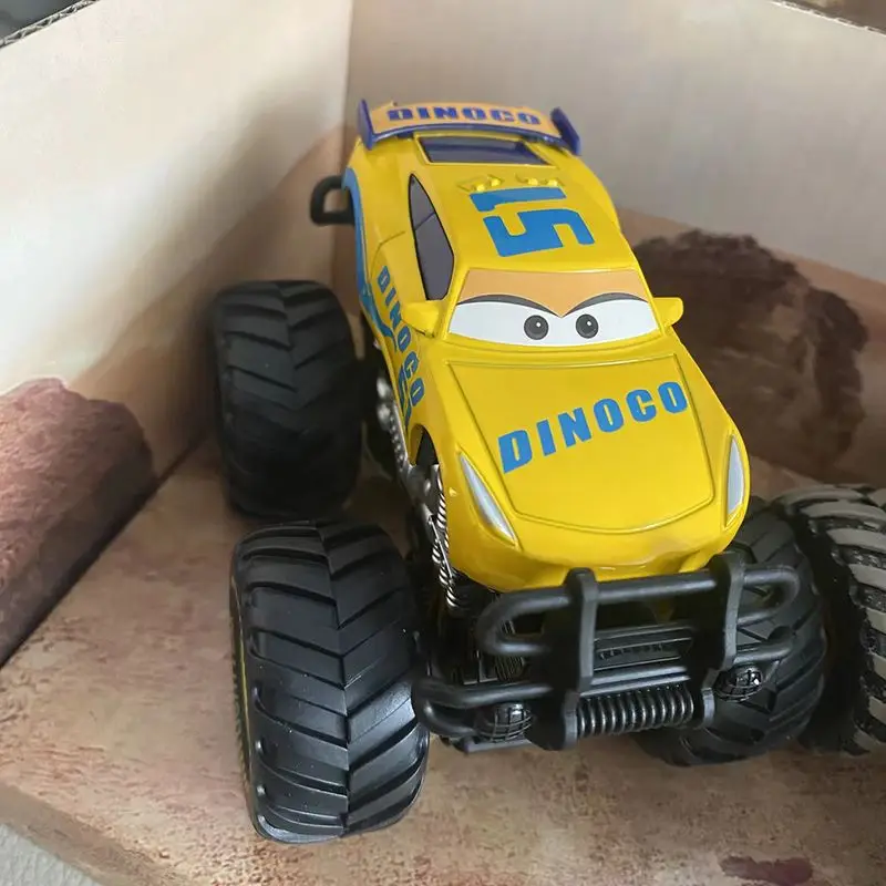 Disney Pixar Cars Speelgoedset met Lightning McQueen Jackson Storm Mack - Pull-Back Truck Modellen Kinderspeelvoertuigen Cadeau