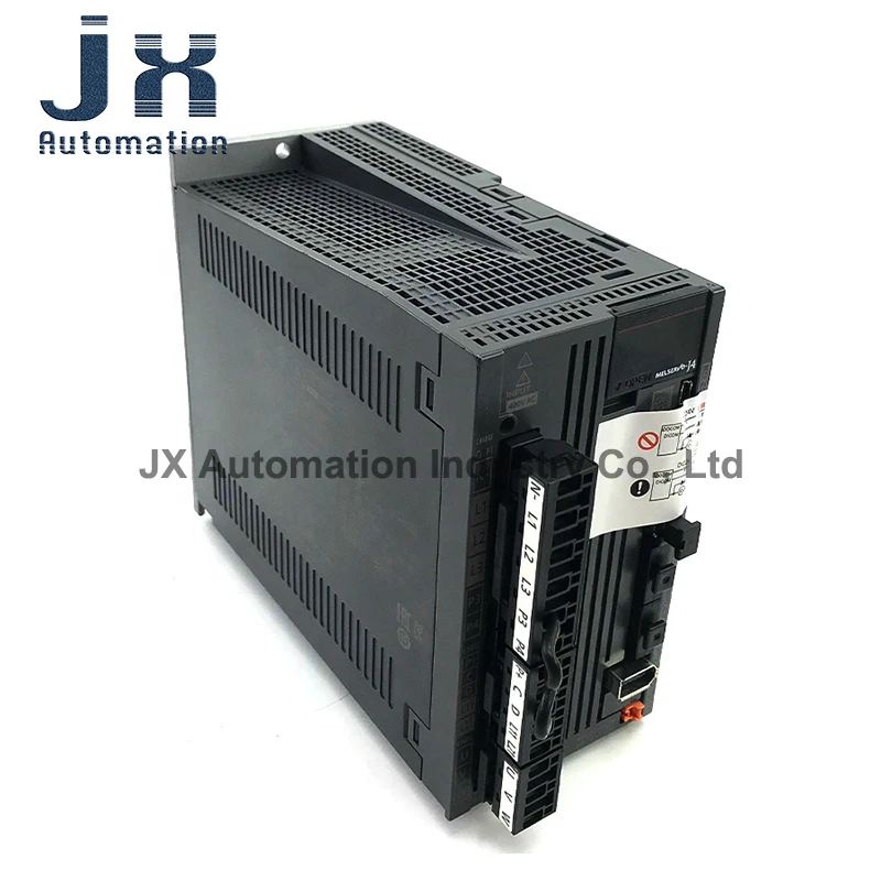 Japan Original MELSERVO-J4 Series Three Phase 7KW 400VAC Servo Amplifier MR-J4-700B4