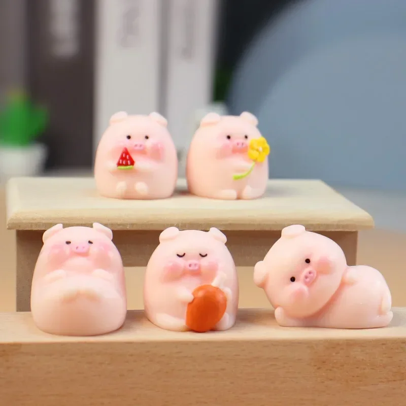 Kawaii Mini Pig Resin Ornaments Cute Pink Pig Model Figurine Car Accessory Home Office Table Decor Birthday Gift