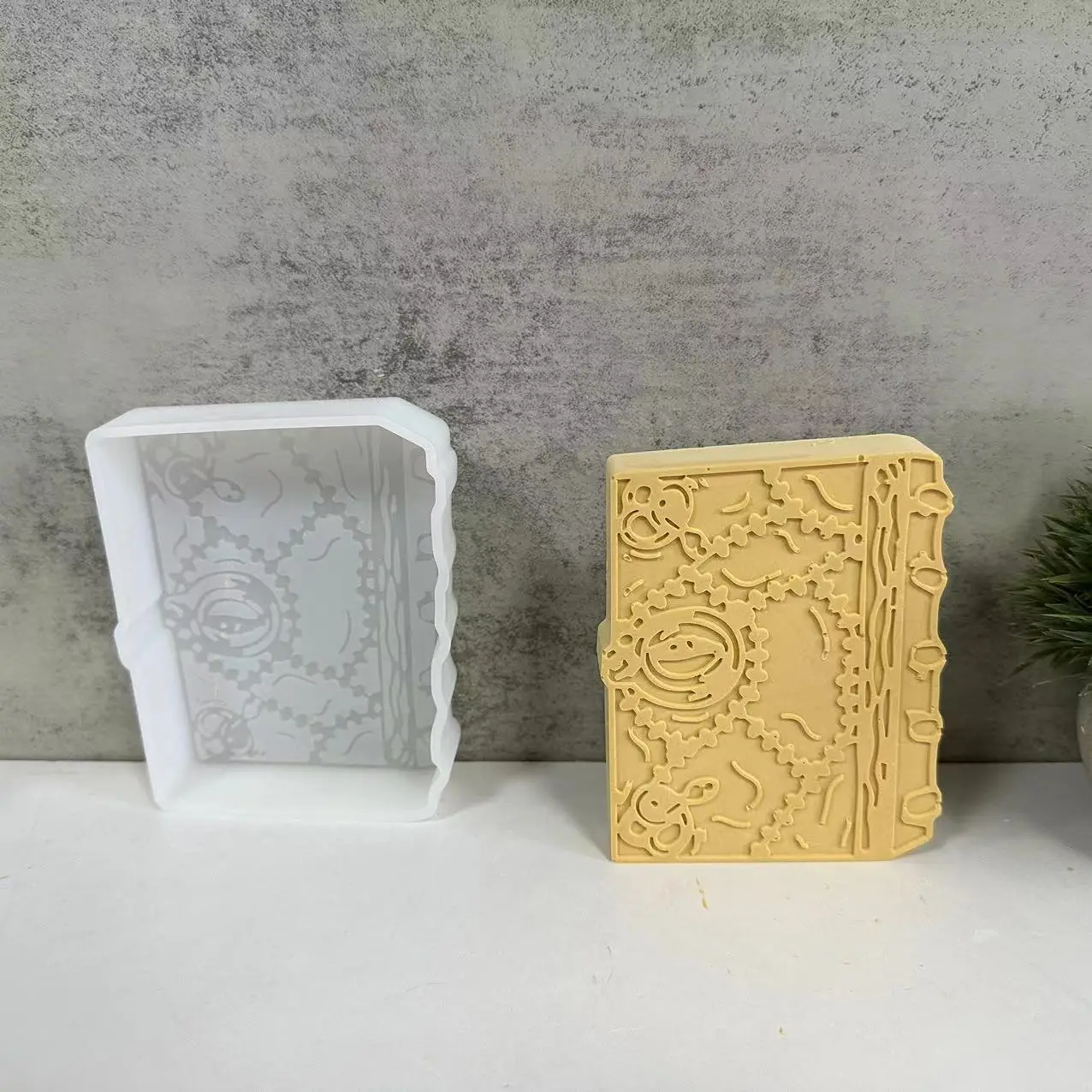 Plaster Ornament Diffuser Ornament Mold Floral Book Car Aromatherapy Candle Silicone Moulds