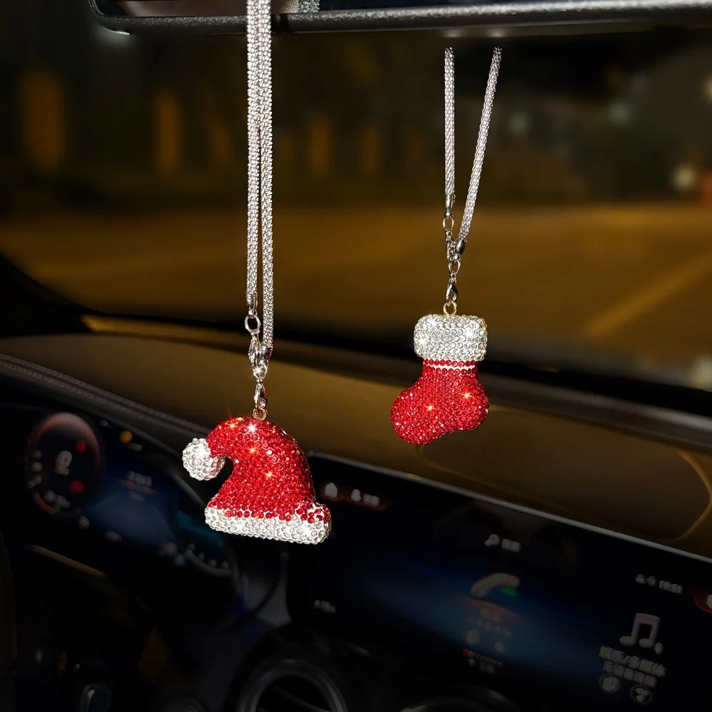 Weihnachts-Auto-Anhänger, wunderschöne und funkelnde Cartoon-Weihnachtsmütze, Weihnachtssocken, Auto-Ornament aus legiertem Material, ein gutes Geschenk