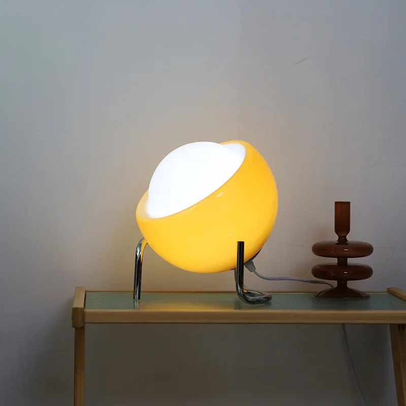 lampada-da-terra-a-led-vintage-bauhaus-soggiorno-camera-da-letto-comodino-in-vetro-lampada-da-scrivania-creativa-nordica-decorazione-della-stanza-luce-notturna-a-led