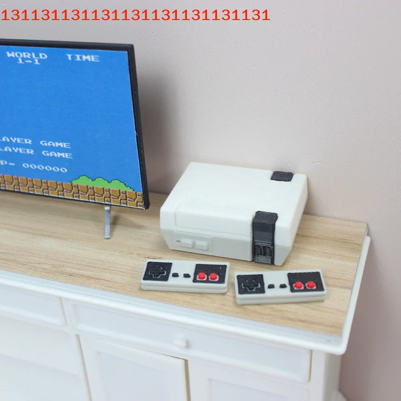 Symulacja gamepada Bezprzewodowy kontroler do gier Akcesoria do dekoracji domku dla lalek Domek dla lalek Host + Karta do gry + 2 kontrolery Mini zabawki Model