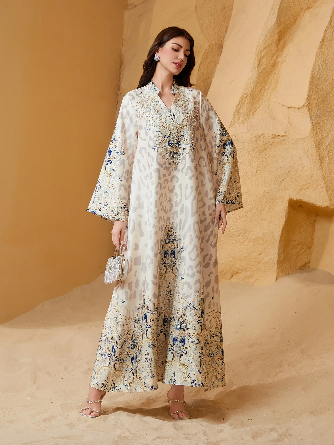 Abito musulmano mediorientale con stampa leopardata e perline di diamanti Abito arabo Abaya femminile