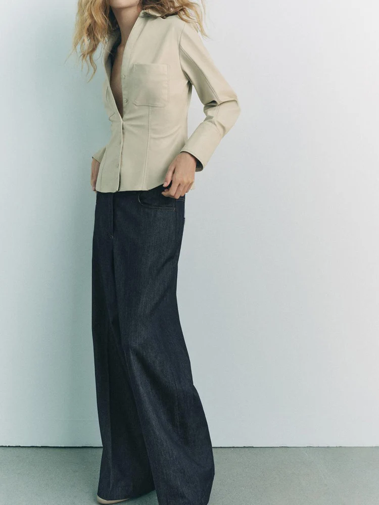 Csa de Couro Sintético de Manga Longa na Moda Fena Slim Fit com Gola de Aba Botões Nova Chegada Outono 2024 92872