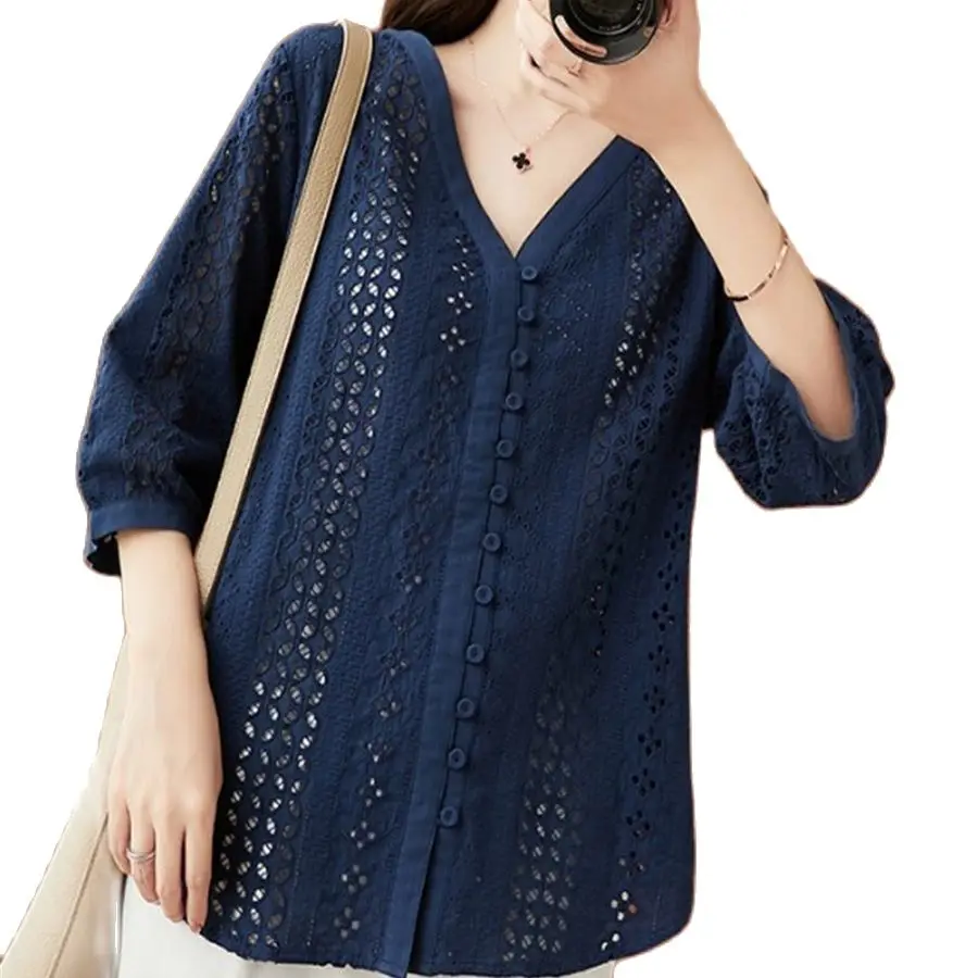 

Large Size 2022 Sweet Hook Flower Hollow-Out V-Neck Blouse Women Summer Loose Slim Solid Color Lantern Sleeves Shirt Cardigan