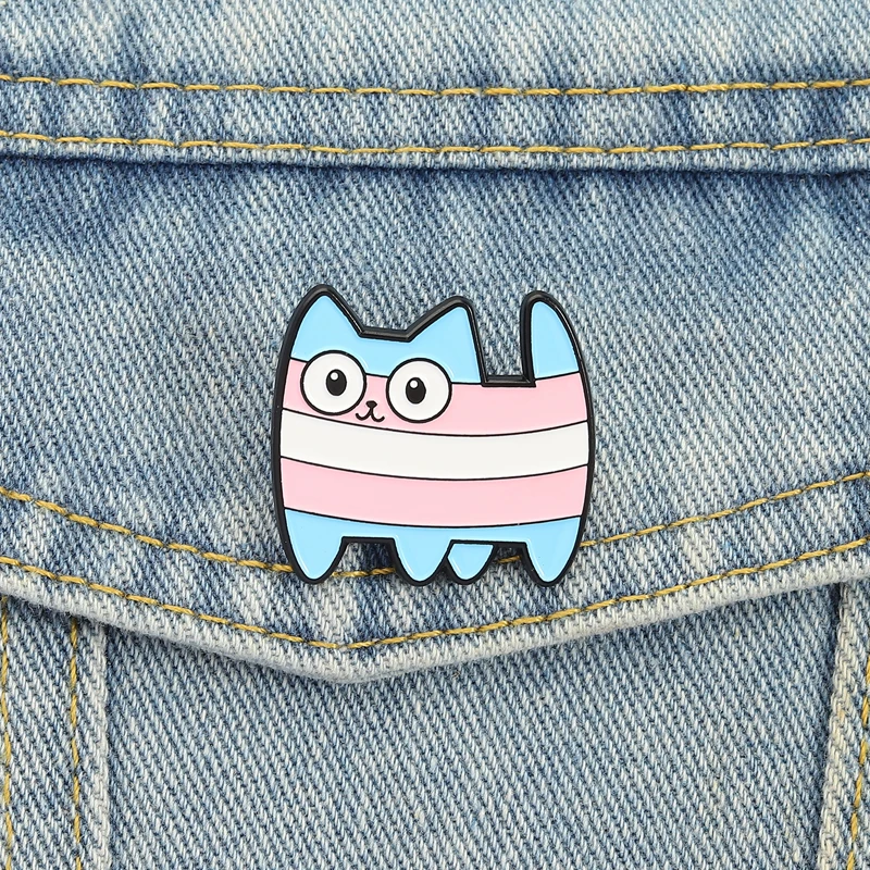 Transgender Awareness Cat Pin Soft Color Stripes Brooch LGBTQ Community Accessory for Daily Wear Cute Activism Style