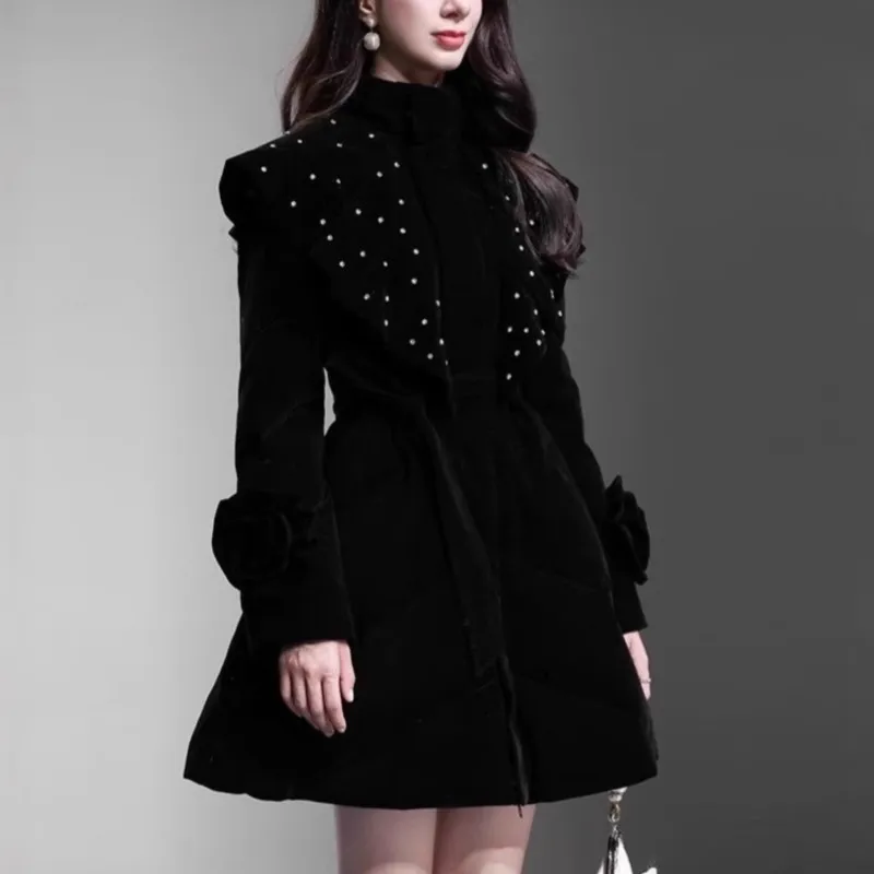 

Winter new women's sky handmade nail bead flower romantic and sweet velvet A line down jacket