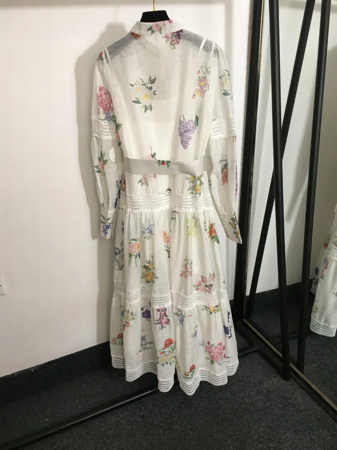 

2424 new style ladylike temperament linen colorful flower print pearl new collar waist long-sleeved dress with belt and suspende