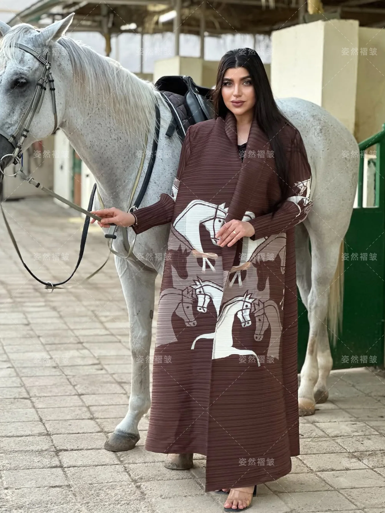 

Plus Size Luxury Dresses For Women Elegant Gown Formal Robe Miyake Pleated Chiffon Print Long Sleeve Dress Abaya Fashion Female