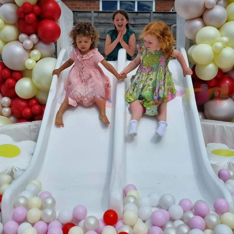 

Outdoor Birthday Party Playground Soft Play Equipment White Ball Pit Pool with Double Side Slide