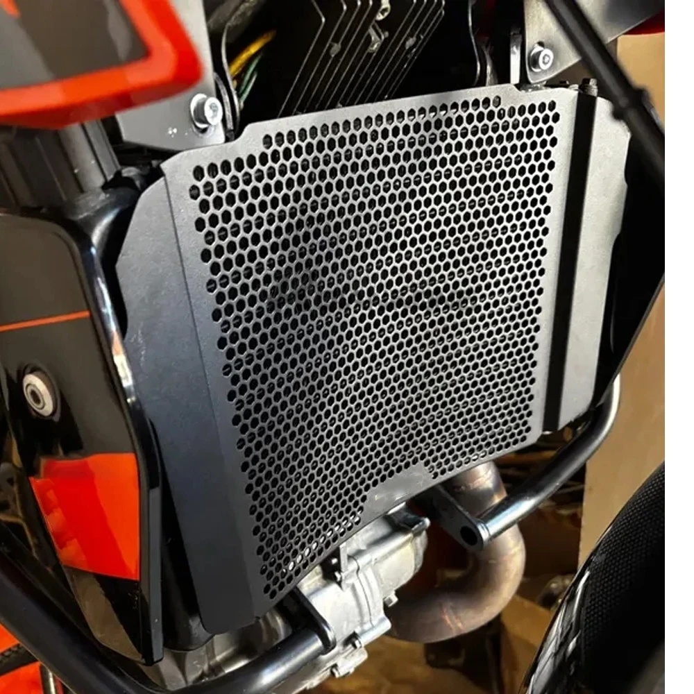 Motorcycle For KTM 690 Duke 690duke DUKE690 Oil Cooler Grill Guard Radiator Grille Cover 2012~2024 2018 2017 2016 2015 2014 2013