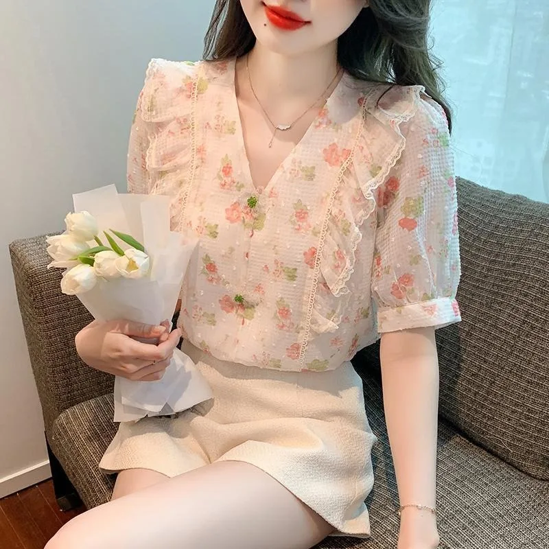 Women Summer Korean Loose Printing Temperament Lace V-neck Short Sleeve Chiffon Shirts Ladies Casual All-match Sweet Floral Tops