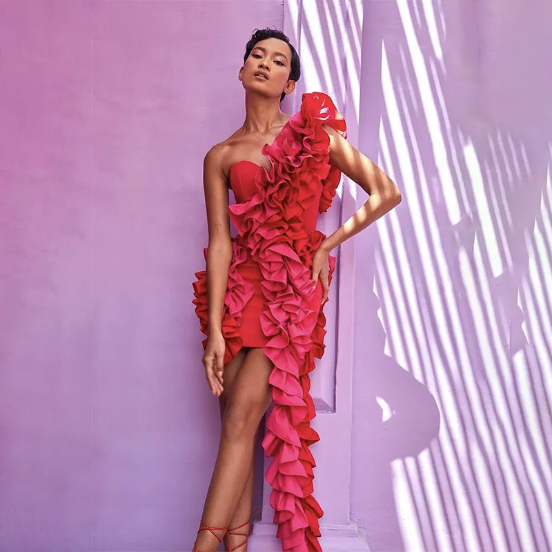 

Новое сексуальное облегающее бандажное платье на одно плечо в европейском и американском стиле, элегантное короткое платье с рюшами и цветными блоками