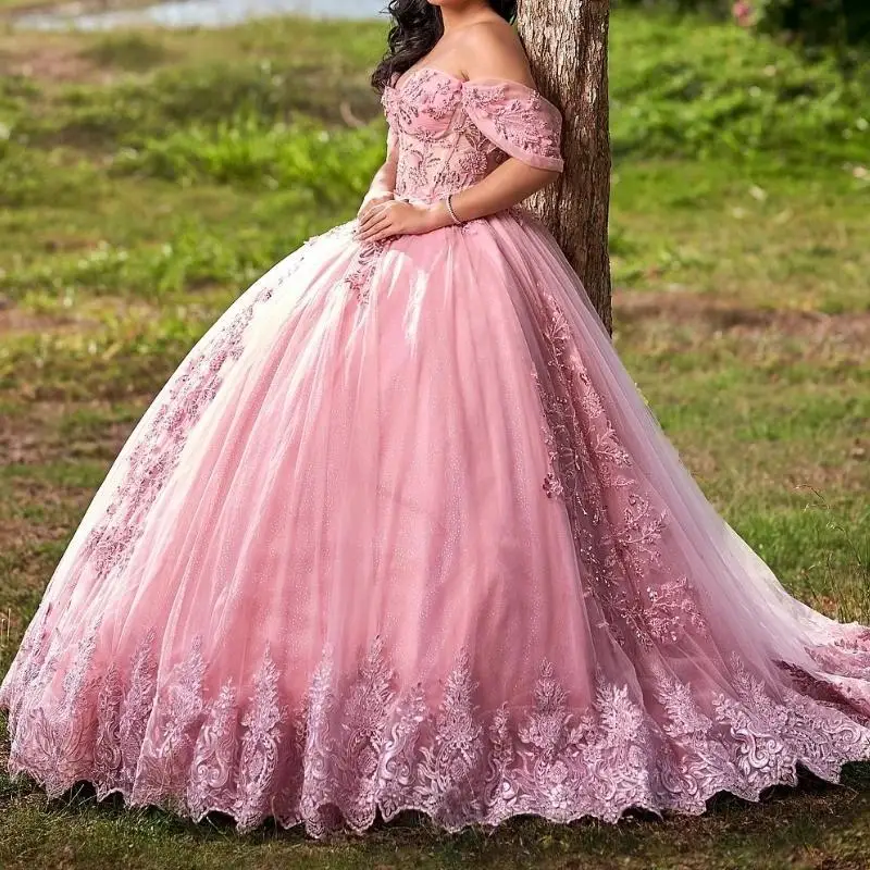 Роскошное розовое бальное платье Quinceanera с открытыми плечами аппликация кружева бусины Кристалл смол 2024 подметание 16 платье Vestidos 15 De Xv