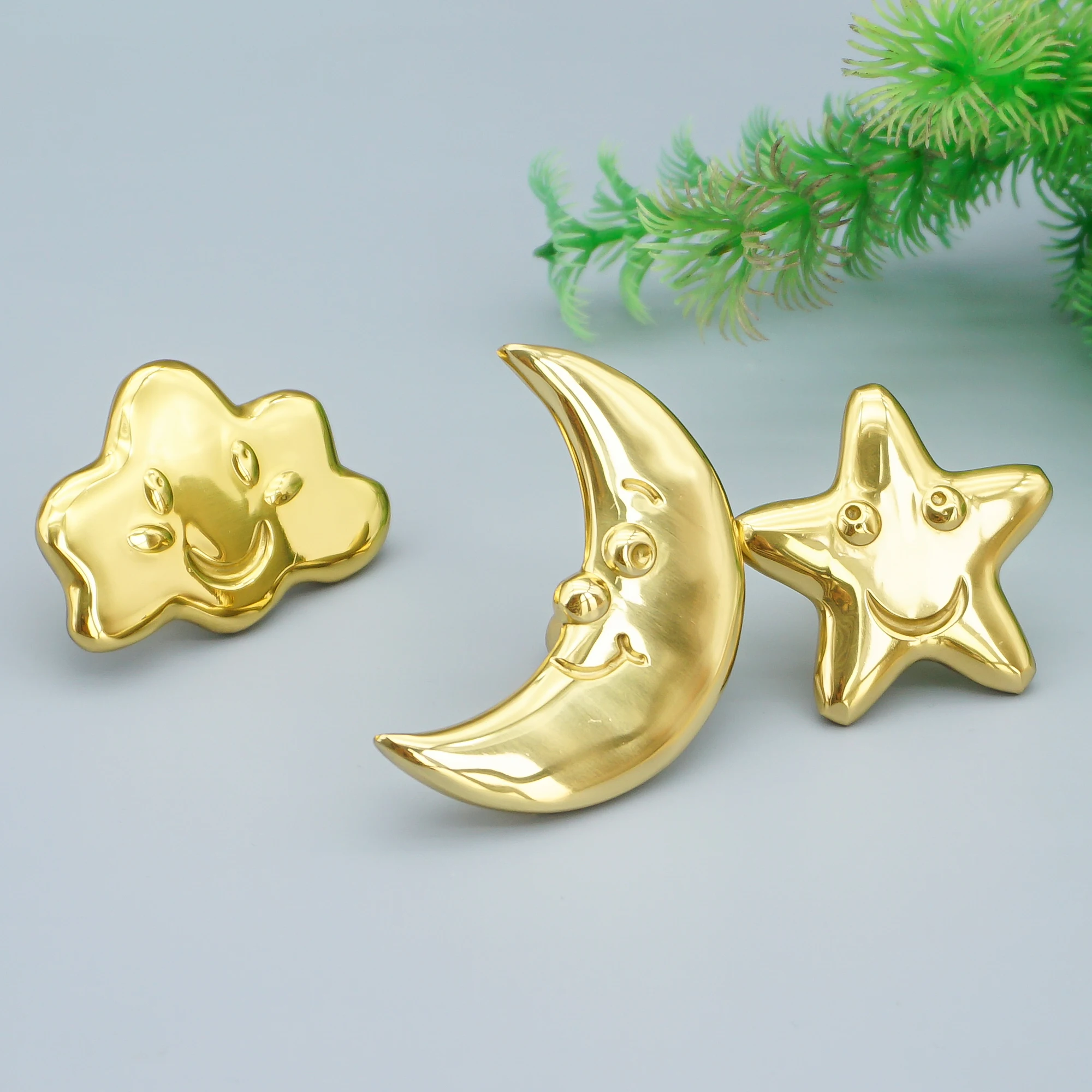 Creative Brass Handles for Cabinet and Drawer Bright Gold Decor Wardrobe Pulls for Children's Room Cute Cupboard Door Knob 1 PC