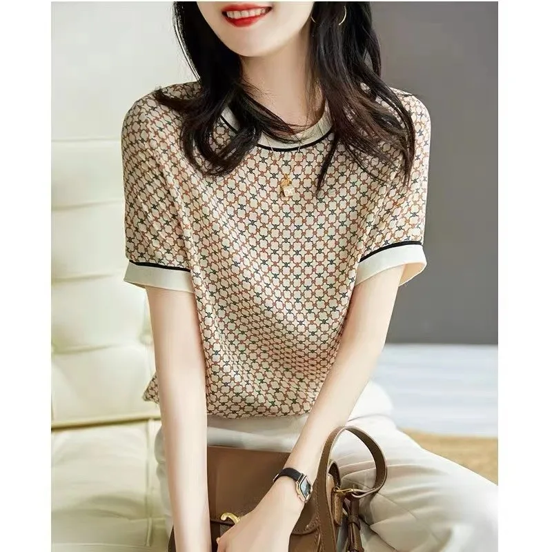 

Stylish silk short-sleeved women's summer new round-neck printed mulberry silk T-shirt, versatile top, satin T-shirt