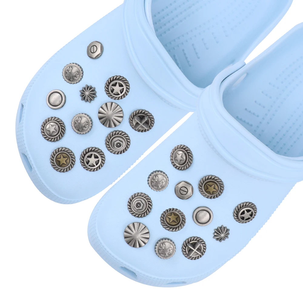 

1 Pc Shoe 크로크 Metal Decorations Accessories Charm Punk Style Rotundity Sandals Shoe 지비츠 Buckles Halloween Adult Kids Party Gift