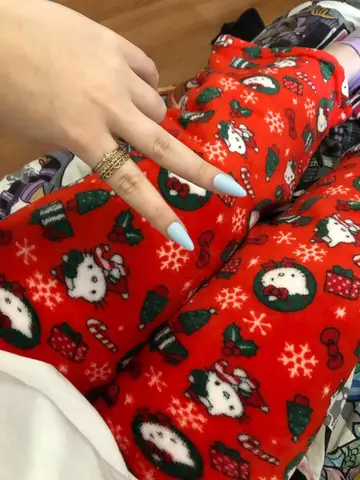 Y2K Weihnachten Hallo Kitty Pyjama Hosen Anime Flanell Mode Hosen Niedlichen Cartoon Paar Casual Loungewear Frauen Freizeit Hosen