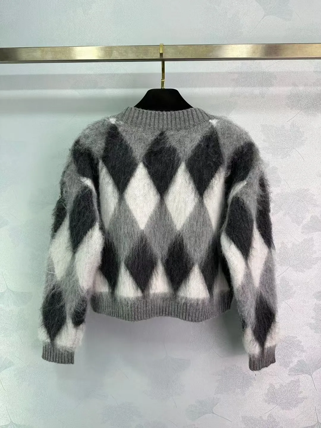 High end customized women's new color blocked knitted sweater