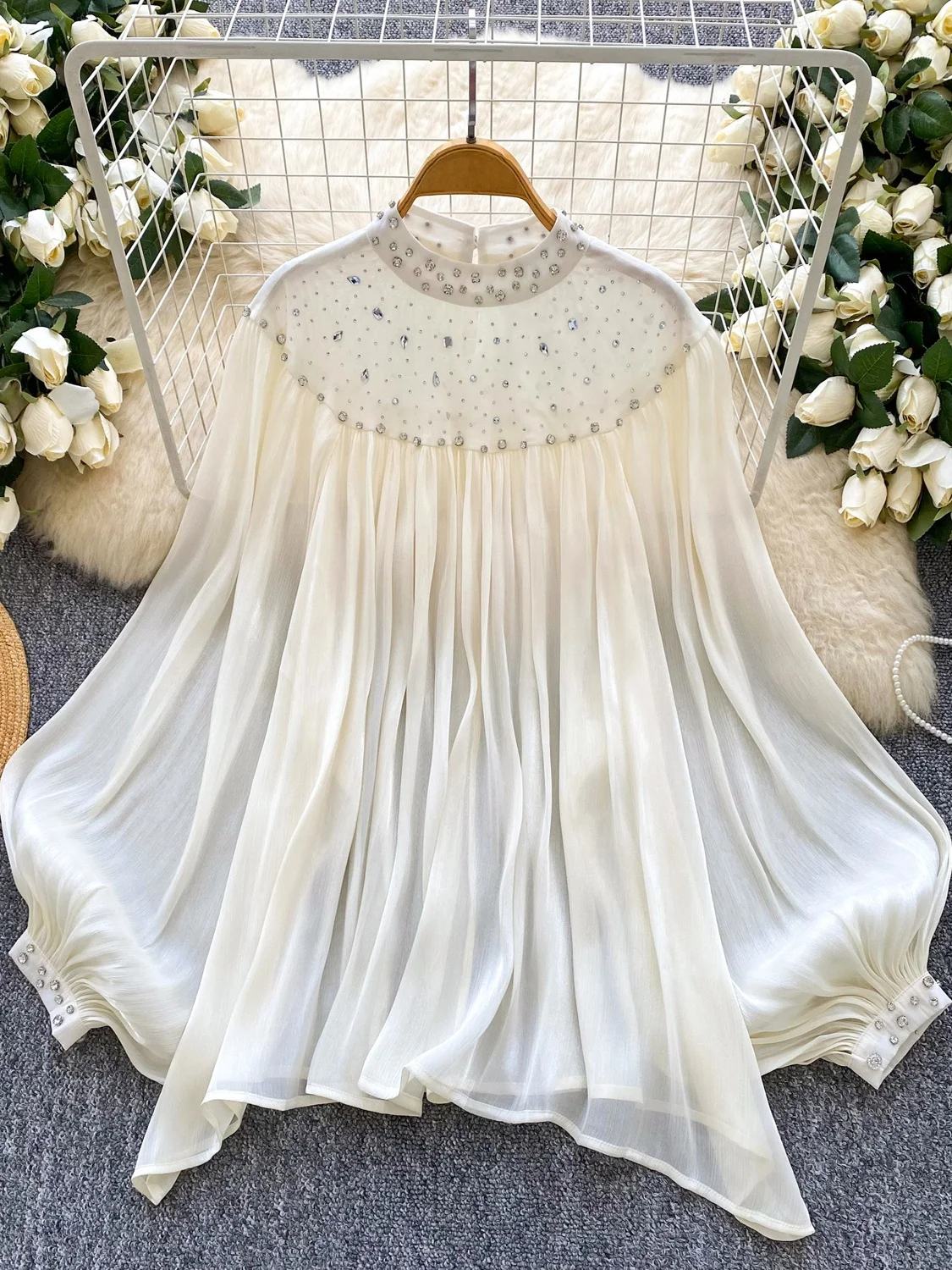 Lampa z ciężkimi koralikami, zdobiona frędzlami, siateczka, luźna bluzka damska w stylu casual, elegancka, z włókna poliestrowego, długa.