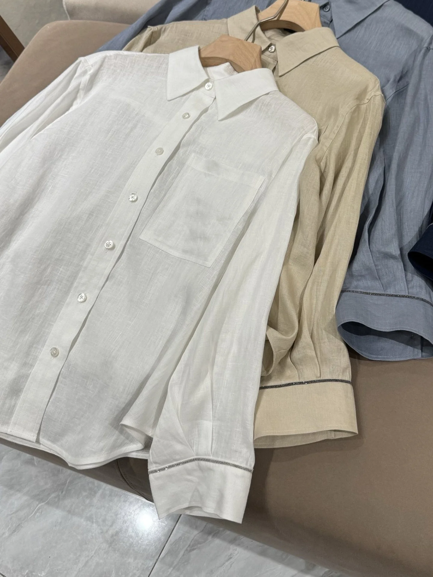 

2026 Early Spring/Summer New High-Quality Minimalist Elegant Loose-Fitting Linen Collared Shirt