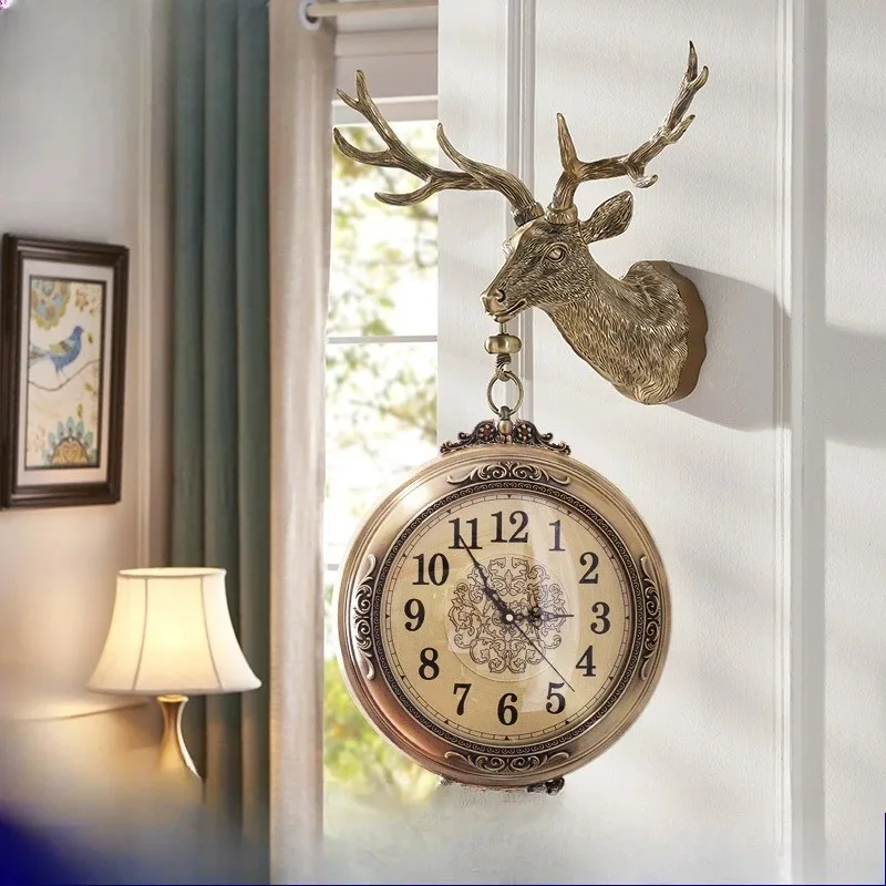 

Living room European double-sided deer head wall clock, brass silent American clock