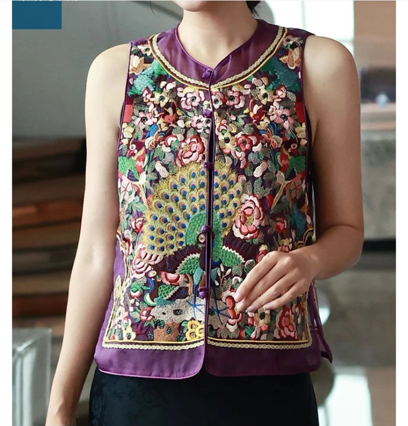 

Chinese style vest, Tang style clothing, buckle, camisole, retro Chinese style, silk, mulberry, silk embroidery, embroidered top