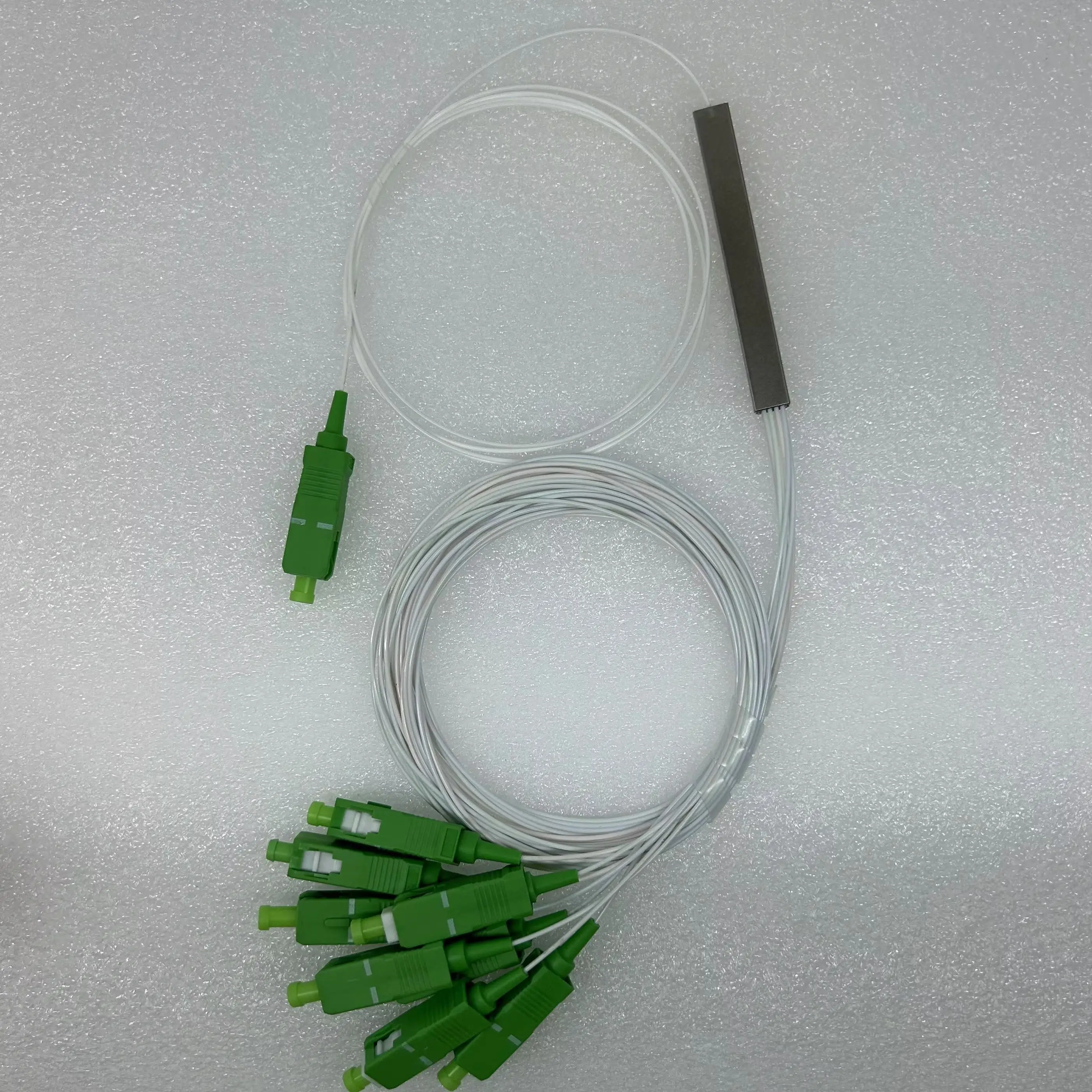 

New Splitter 1X8 SC/APC SM Single Mode 0.9mm G657A1 PVC LSZH 1m FTTH Fiber Optic Splitter