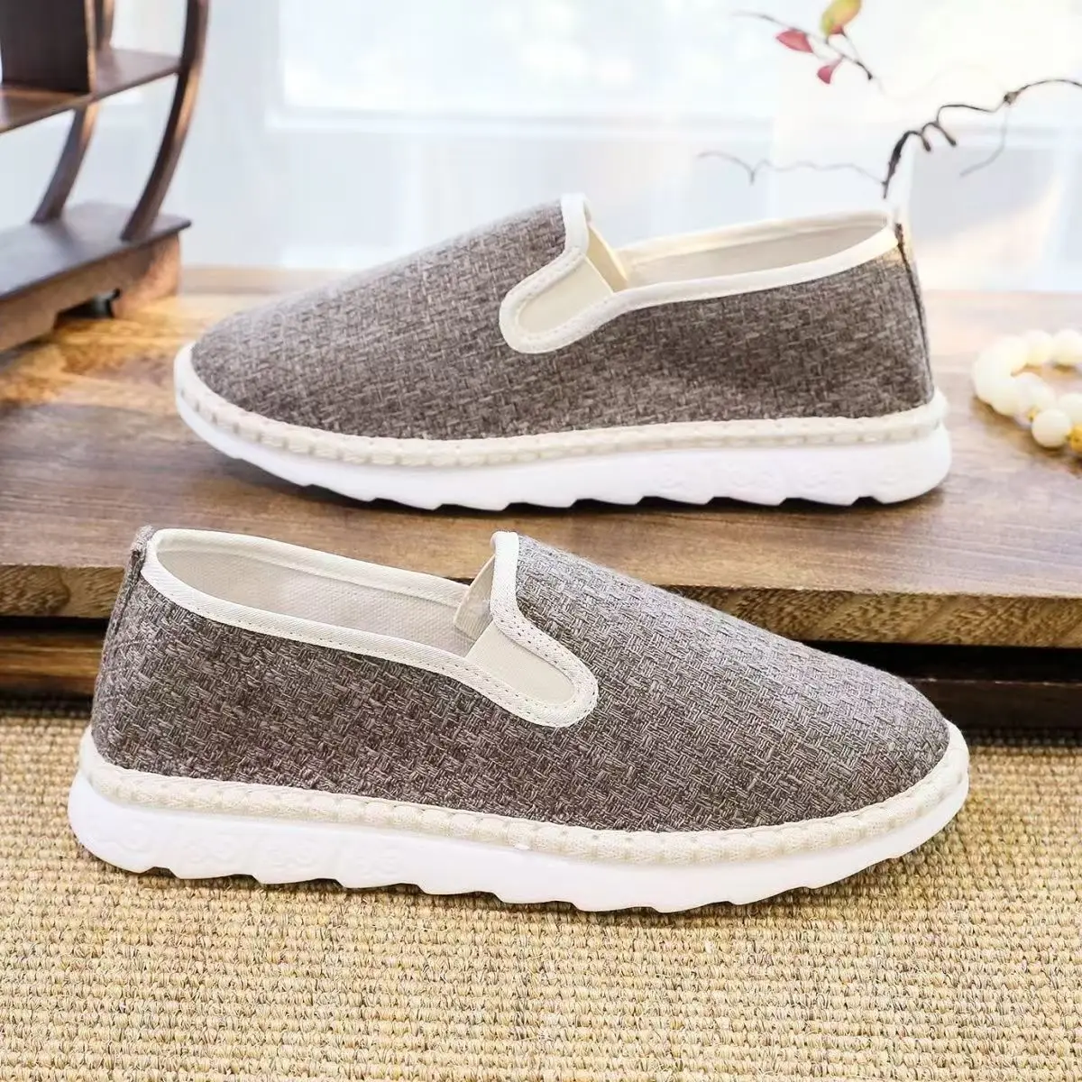 

Men's Spring Summer Linen Flat Sole Casual Shoe Thick Sole Non Slip Breathable Low Top Slip On Round Toe Retro Fisherman Shoe