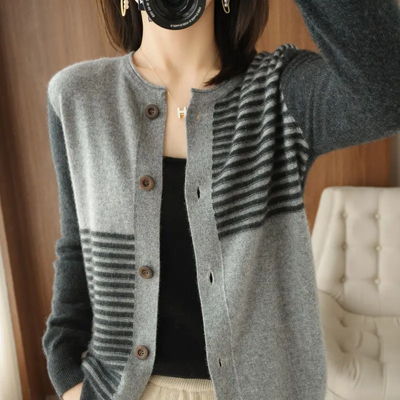 Autumn Winter New Temperament Striped Knitting Cardigan Coat Ladies Fashion Patchwork O-neck Sweater Women Clothing Vintage Tops