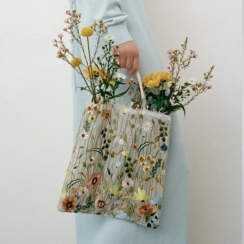 

Women's Large Capacity Handbags Purse Female Embroidered Floral Travel Shopper Tote Fashion Lace Design Shoulder Bag