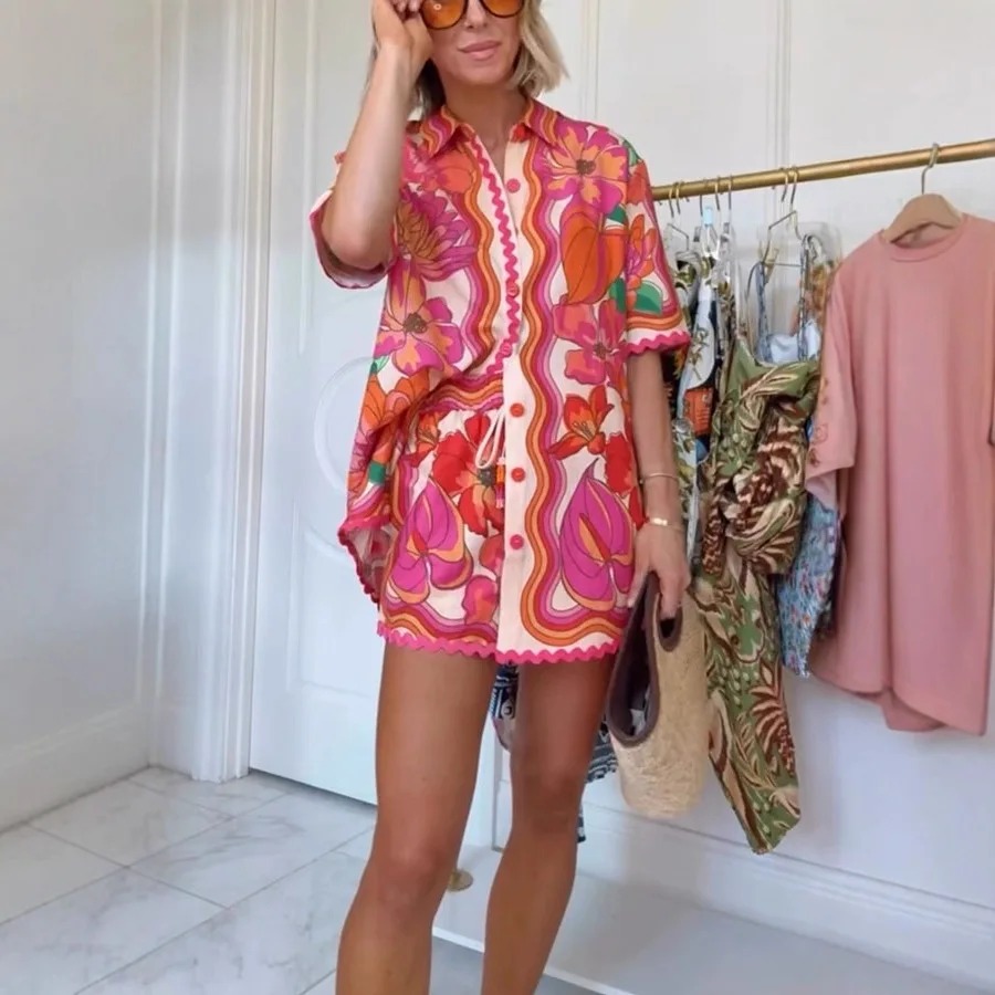 

Summer Flower Print Two Piece Set Women Fashion Short Sleeves Shirts Shorts 2 Piece Sets Streetwear Vacation Style Outfits Suits