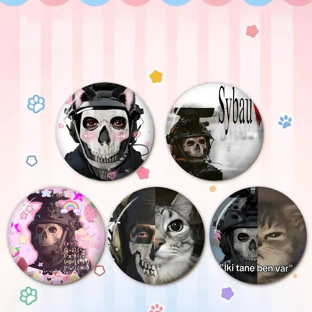 Game Call of Duty 58mm Cute Series Pins Funny Badge Interesting Cartoon Animals Brooches Backpack Clothes Gift Accessory
