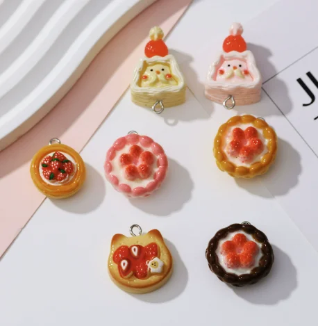 Lot 10 Pcs Resin Strawberry Christmas Cake  Charms Jewelry Making  Earrings Pendants Necklaces Bracelets DIY Accessories gift