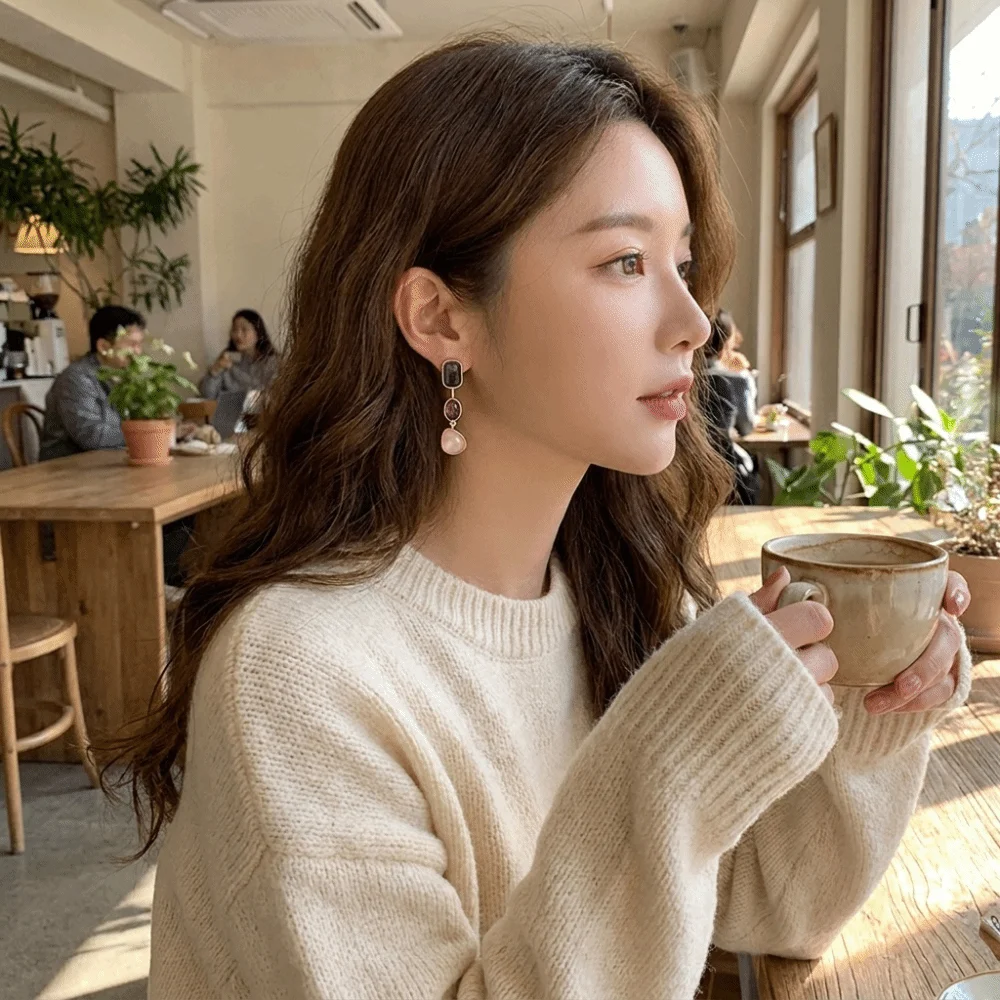 Fashion Charm Drop Dangle Earrings Zircon Elegant Asymmetric Earrings Alloy Vintage Vintage Earrings Women