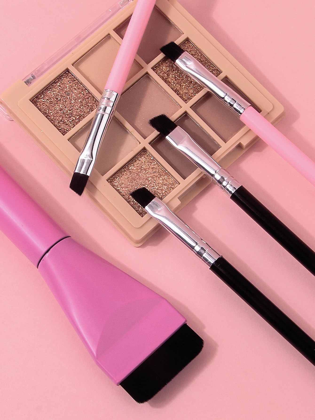 5피스 휴대용 메이크업 브러쉬 세트: 핑크 파운데이션 브러쉬+4개 양면 눈썹 및 속눈썹 브러쉬, 여행 및 일상 사용에 적합