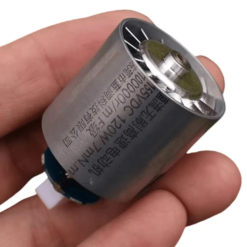 مروحة تبريد بدون فرش 100000 دورة في الدقيقة فائقة السرعة DC155V 120 وات مروحة عنيفة ثلاثية الطور تدفق هواء فعال في تطبيق صناعي