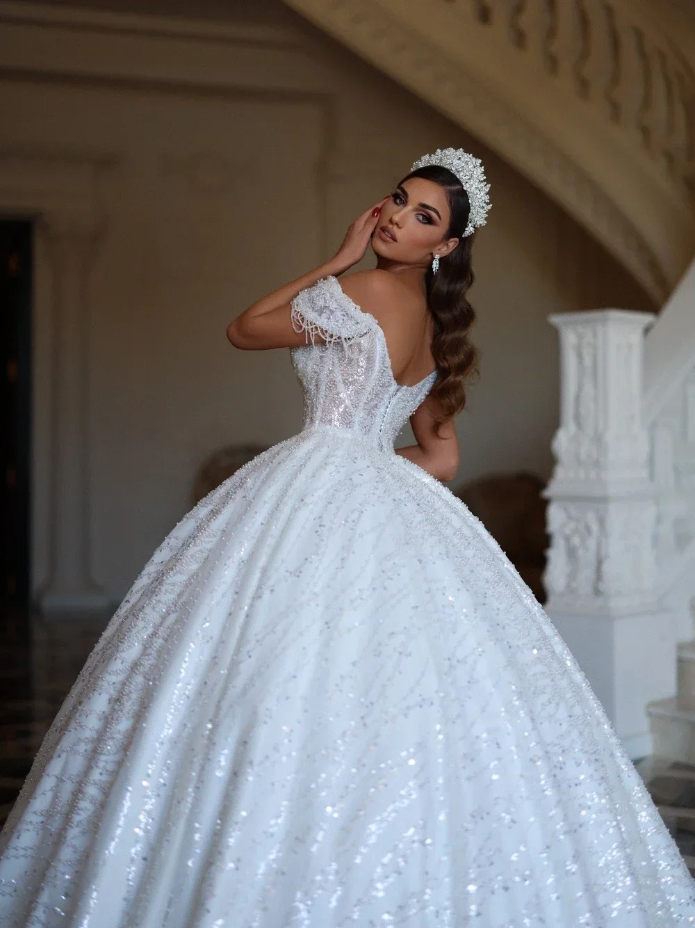 Flavinke Abiti da sposa personalizzati con spalle scoperte Abiti da sposa Perle scintillanti Abiti da sposa Robe De Mariee Vestido De Novia