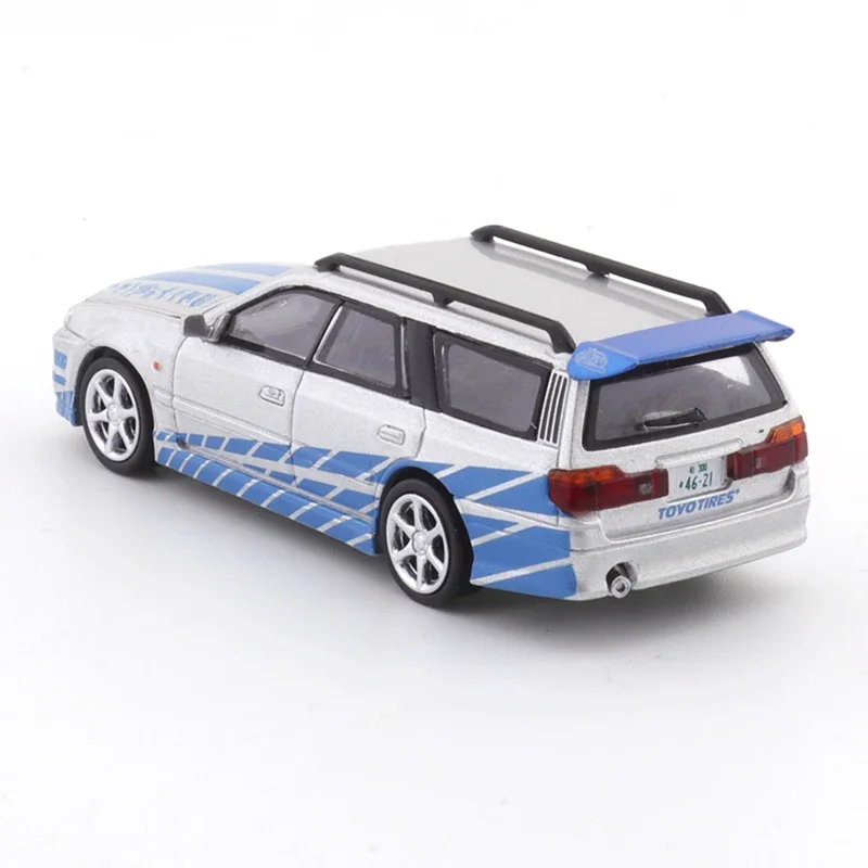 XCARTOYS POP RACE 1/64 Stage R34-cuerpo plateado con calcomanía azul, vehículo de aleación, modelo de Metal fundido a presión, juguetes para niños, regalo de Navidad