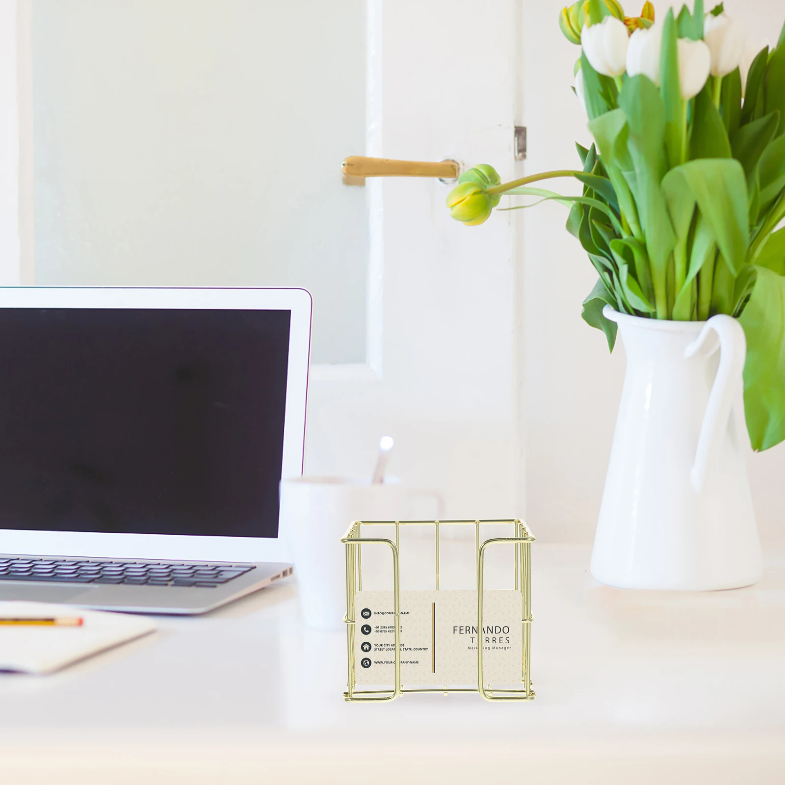 

Sturdy Alloy Business Holder for Desk Organizer Stand Storage Container Desktop Name Holder Vertical Pocket Card Display Stand